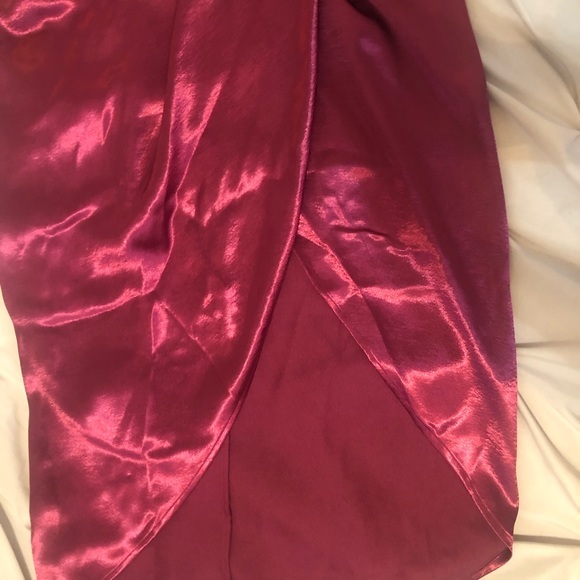 Express | Fuchsia Silky Midi Dress‎ - Picture 3 of 4